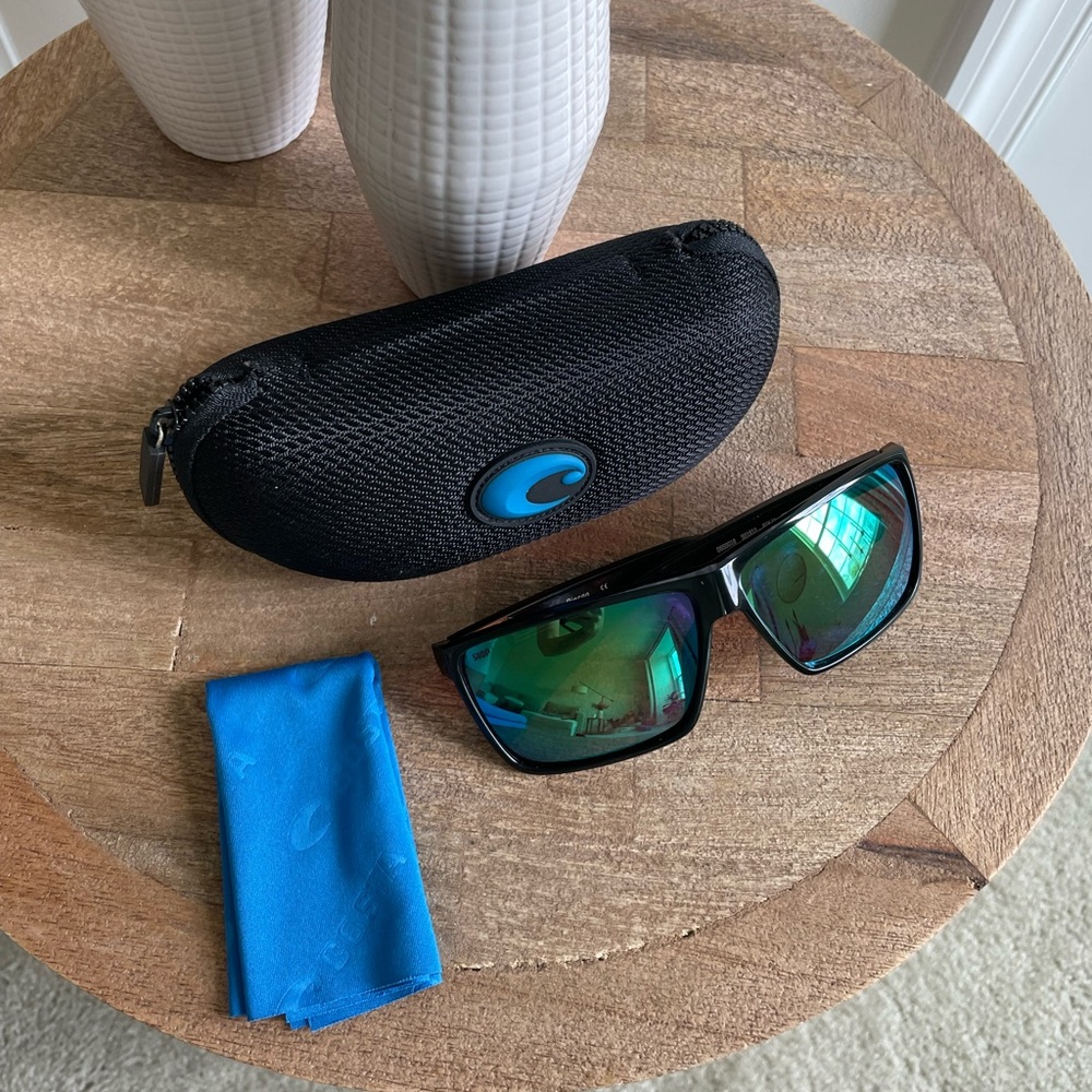 Costa Rincon Men’s Sunglasses